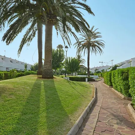 Laguna Townhouse By Nras